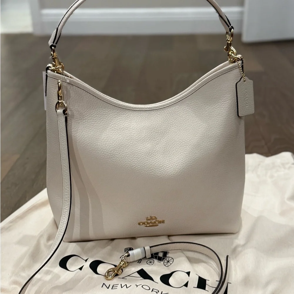 Coach Women's Zippered Leather Bag.2 Detachable Straps Shoulder Bag or Crossbody - Picture 5 of 13